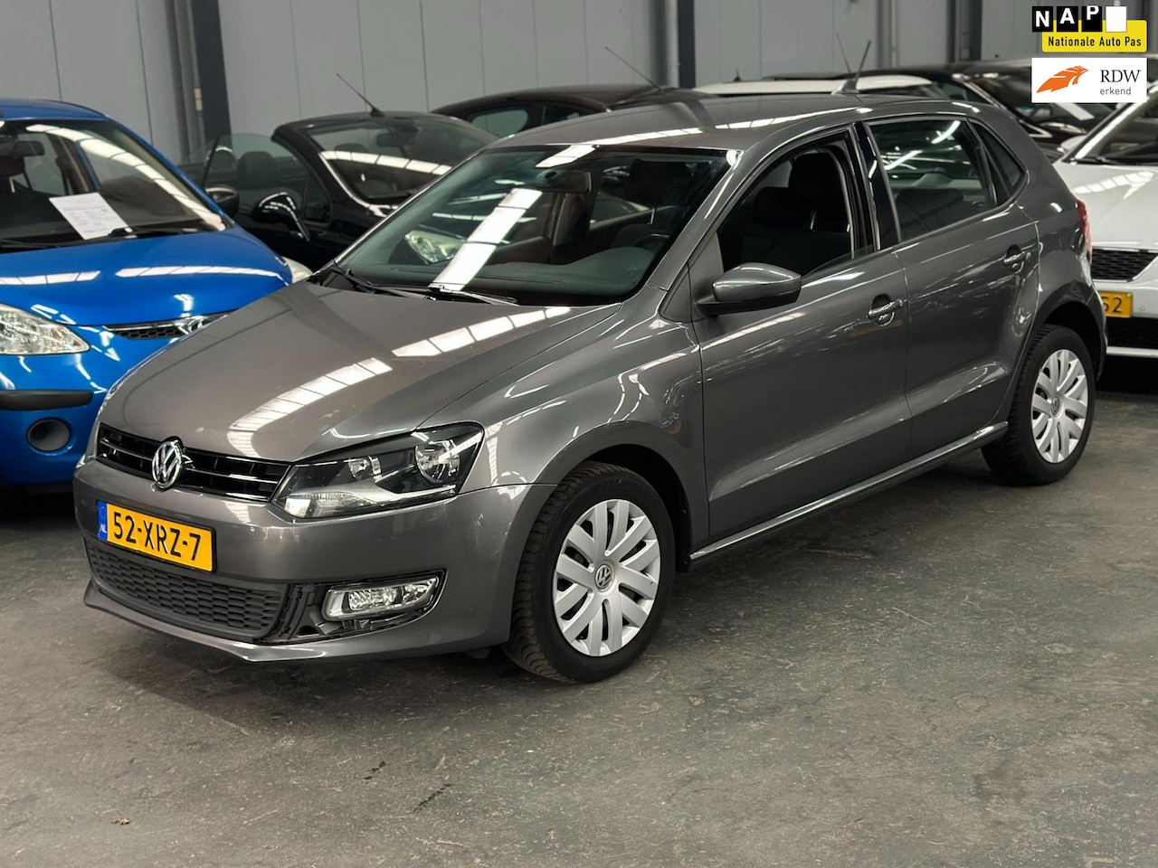 Volkswagen Polo - 1.2 TSI Comfortline Automaat 2de Eigenaar Nieuwe APK NAP - AutoWereld.nl