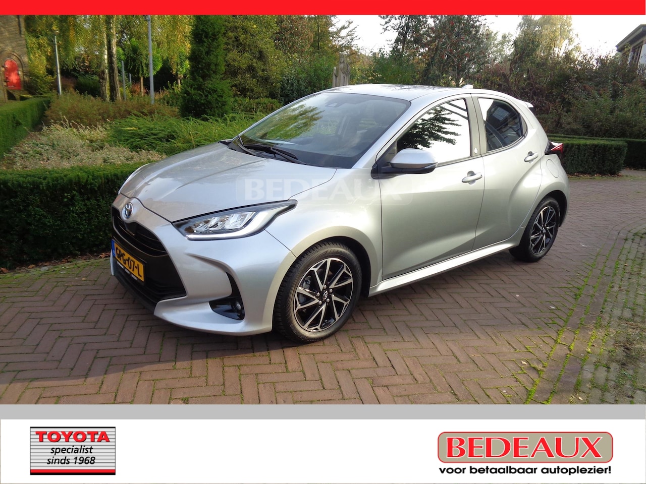 Toyota Yaris - 1.5 Hybrid 116pk CVT Dynamic Team bij Toyota specialist sinds 1968 - AutoWereld.nl