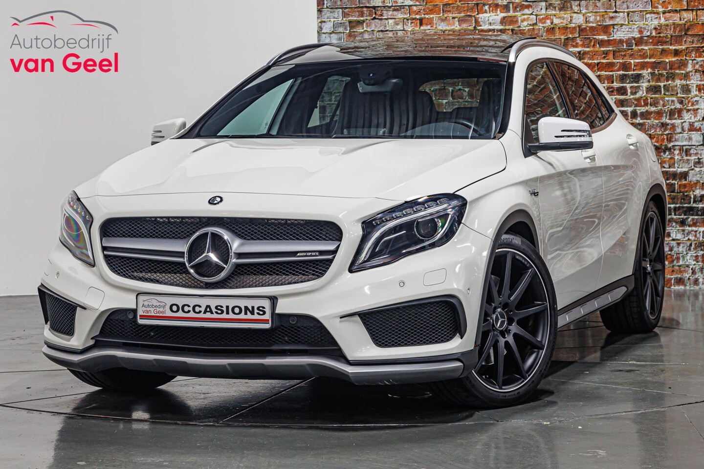 Mercedes-Benz GLA-Klasse - AMG 45 4Matic Edition 1 I Schuif/kantel dak I Stoelverwarming I Rijklaarprijs - AutoWereld.nl