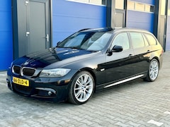 BMW 3-serie Touring - 318i | M-Pakket | Pano | Xenon | Navi