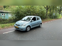 Toyota Yaris - 1.3 VVT-i Sol 76.000 NAP AUTOMAAT BLAUW 2003