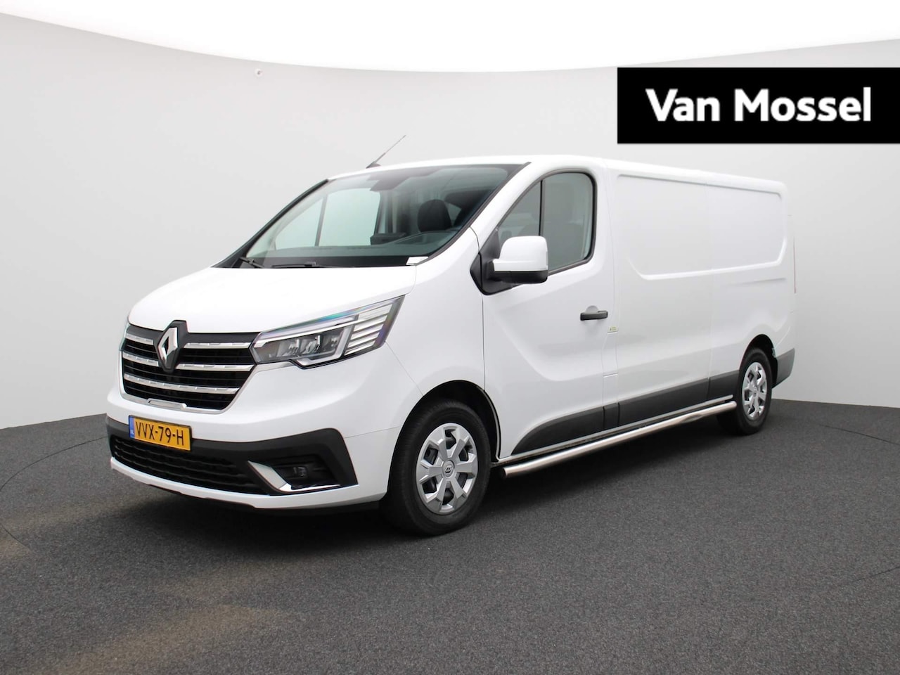 Renault Trafic - 2.0 dCi 130 T30 L2H1 Work Edition 130pk | Navi | ECC | Zijschuifdeur | - AutoWereld.nl