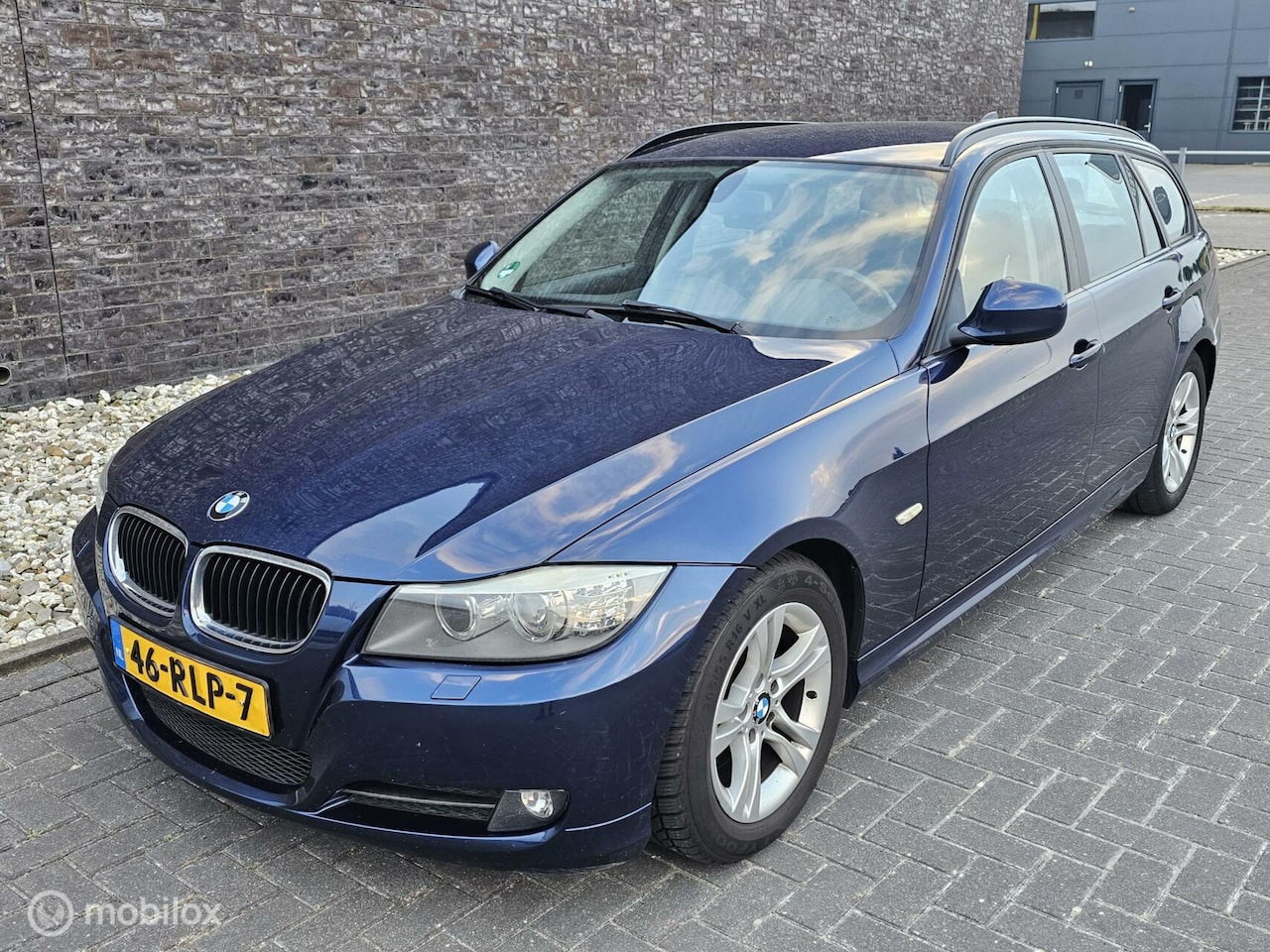 BMW 3-serie Touring - 320d Efficient Dynamics Edition 320d Efficient Dynamics Edition Luxury - AutoWereld.nl