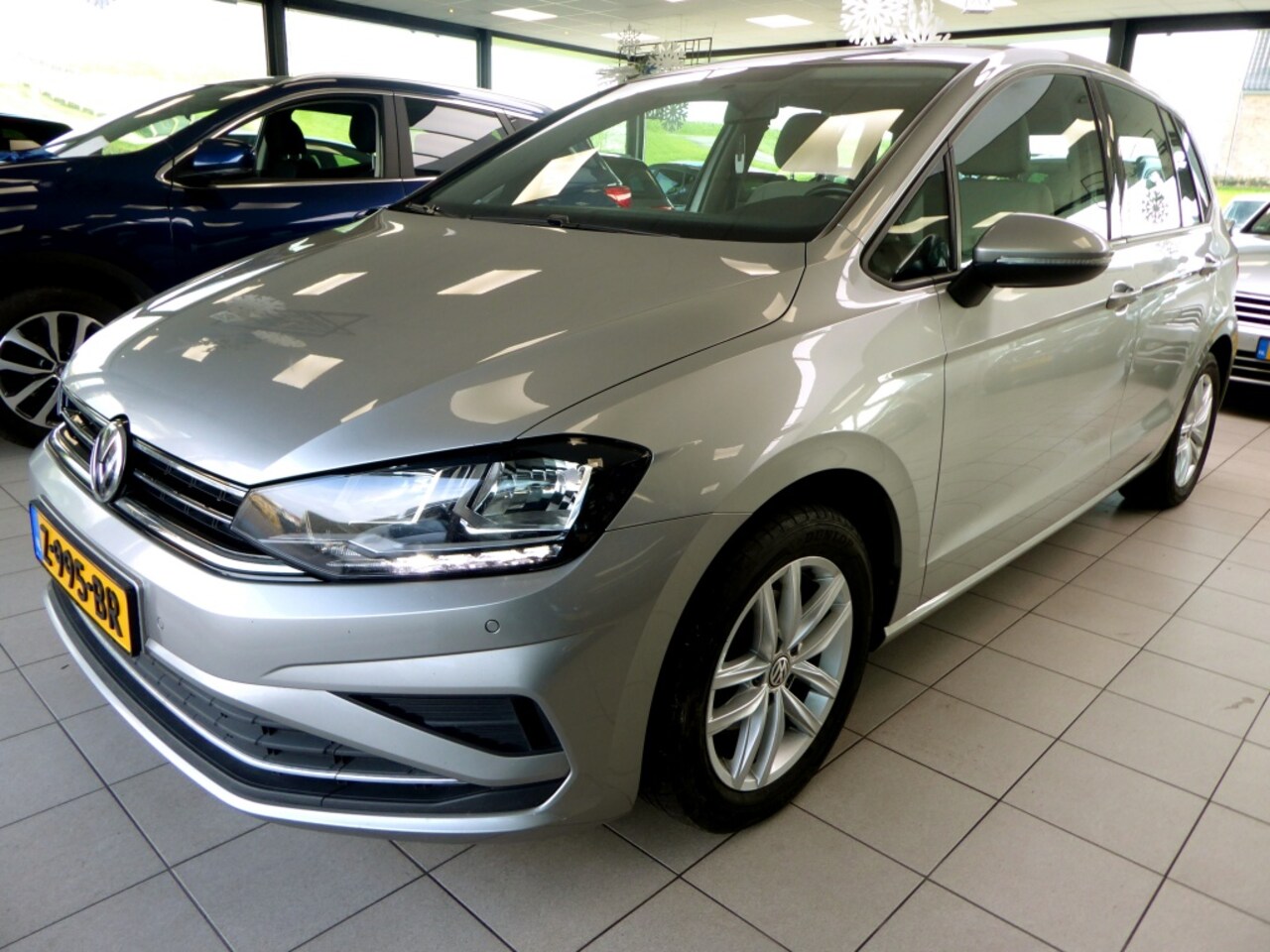 Volkswagen Golf Sportsvan - 1.5 TSI ACT Comf.LMV.Airco - AutoWereld.nl