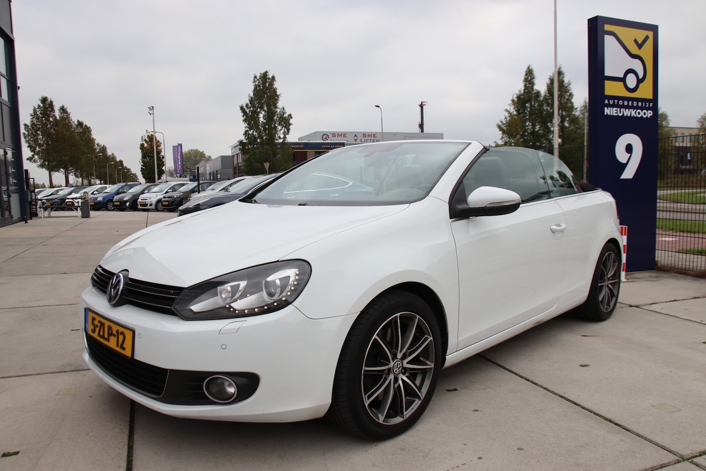 Volkswagen Golf Cabriolet - 2.0 TDI Highline Bluemotion Leder, 2x PDC, Stoel vw, Xenon, BOMVOL! HERFST UITVERKOOP! - AutoWereld.nl