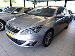 Peugeot 308 SW - 1.2 e-THP Navi Pano LMV. Motorrevisie