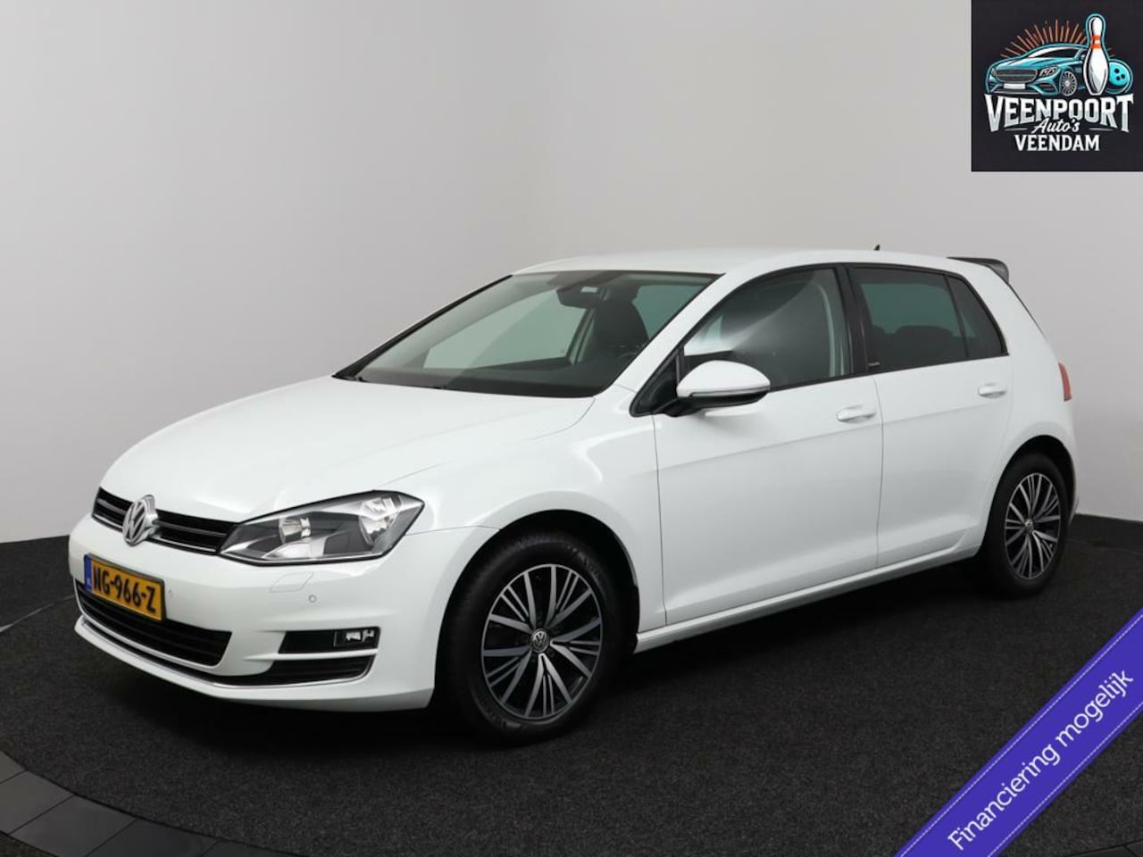 Volkswagen Golf - 1.2 TSI Allstar|DSG|XENON|STOELVERW|18INCH - AutoWereld.nl