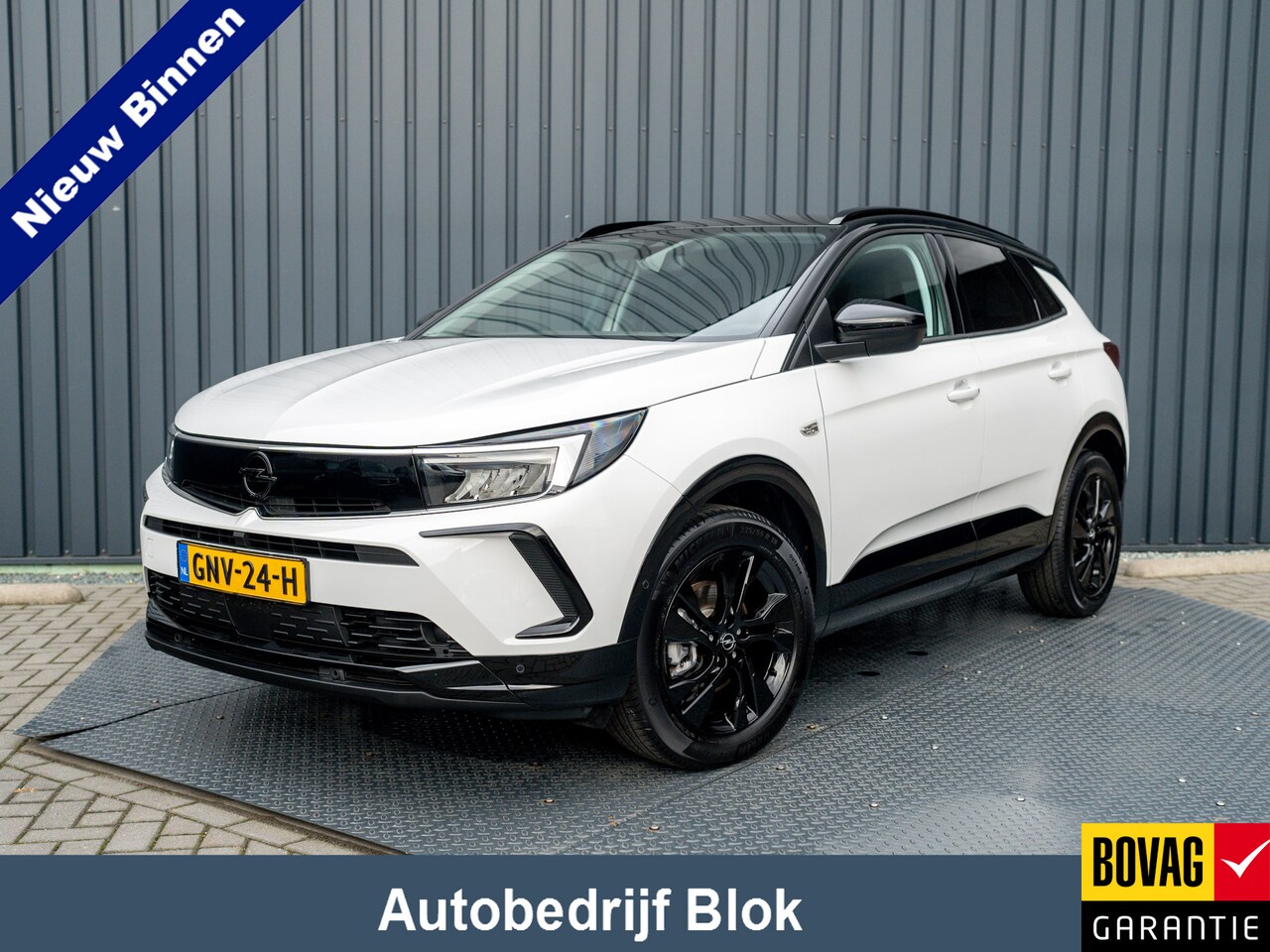 Opel Grandland - 1.2 Turbo GS Line | Dodehoek sensoren | Camera | AGR stoelen | Stoel & Stuur verw. | Prijs - AutoWereld.nl