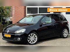 Volkswagen Golf - 1.4 TSI HIGHLINE / AIRCO / LICHT- en REGENSENSOR / PDC / 17 INCH