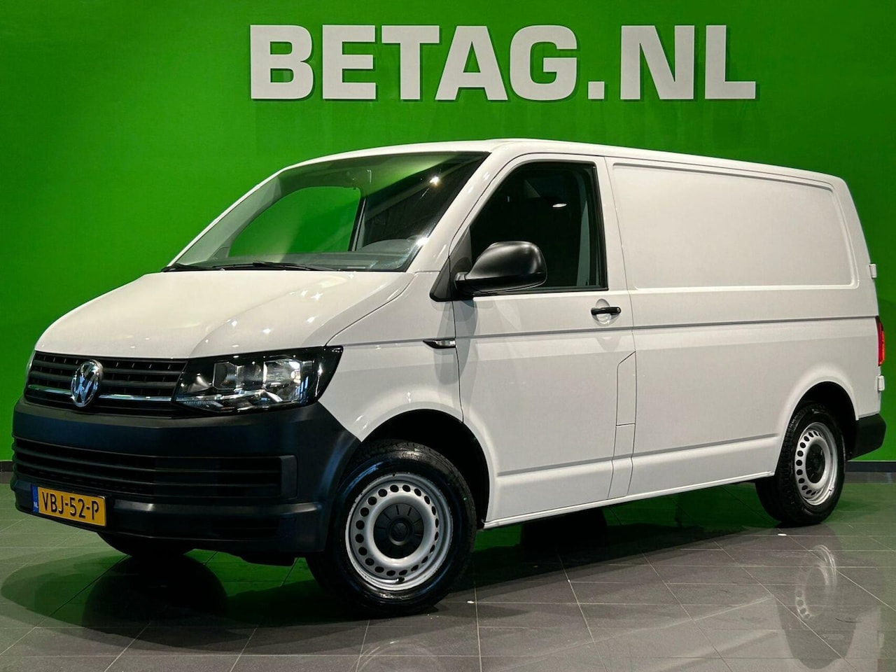 Volkswagen Transporter - 2.0 TDI L1H1 |Airco|BPM Vrij|3 Pers. - AutoWereld.nl