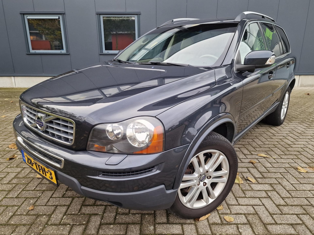 Volvo XC90 - 3.2 Momentum 7 zits - AutoWereld.nl