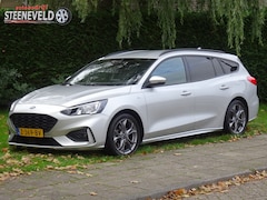 Ford Focus Wagon - 1.0 Hybrid 125pk ST-Line met Navi en Camera