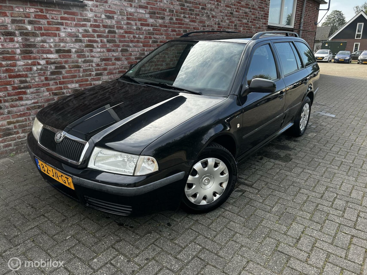 Skoda Octavia Combi - 1.6 Ambiente 1.6 Ambiente - AutoWereld.nl