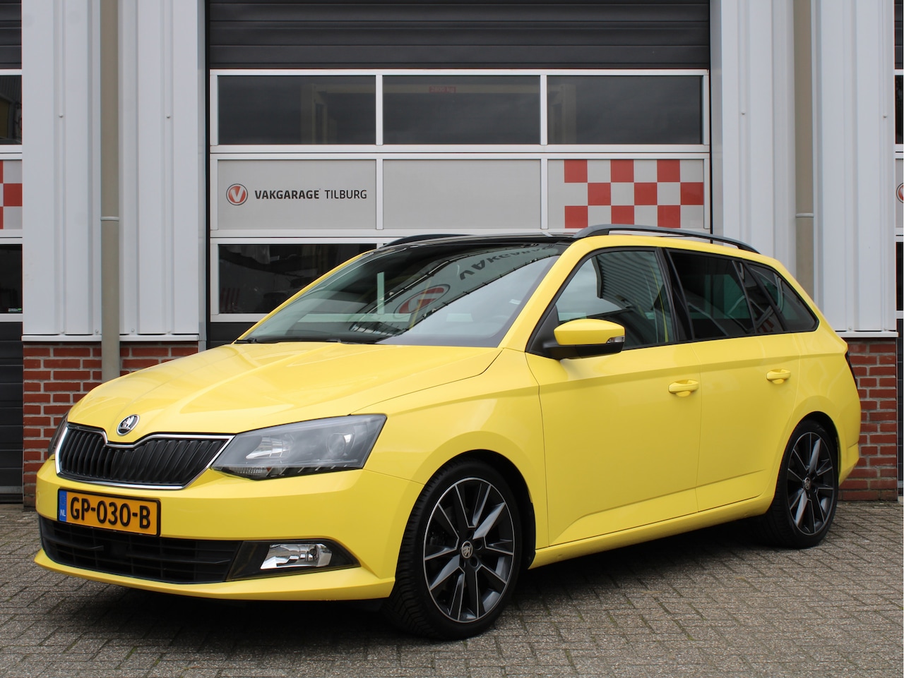 Skoda Fabia Combi - 1.2 TSI 110PK Style /PDC/Keyless/Panoramadak/Climate/Cruise control/LED/Elek. ramen//17'LM - AutoWereld.nl