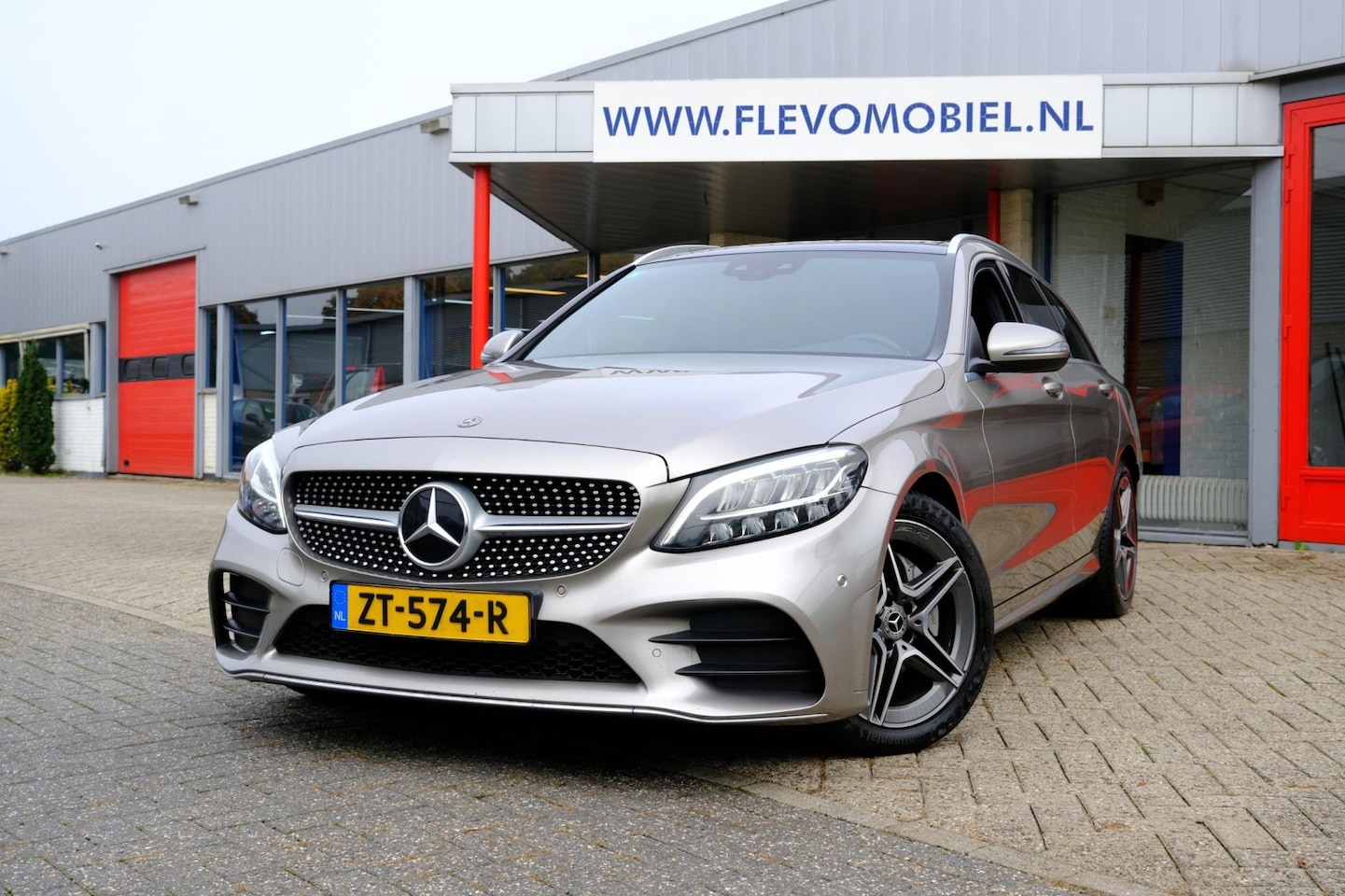 Mercedes-Benz C-klasse Estate - 200 d AMG Aut. Pano|Leder-Alcantara|1e Eig|Navi|Cam|LMV - AutoWereld.nl