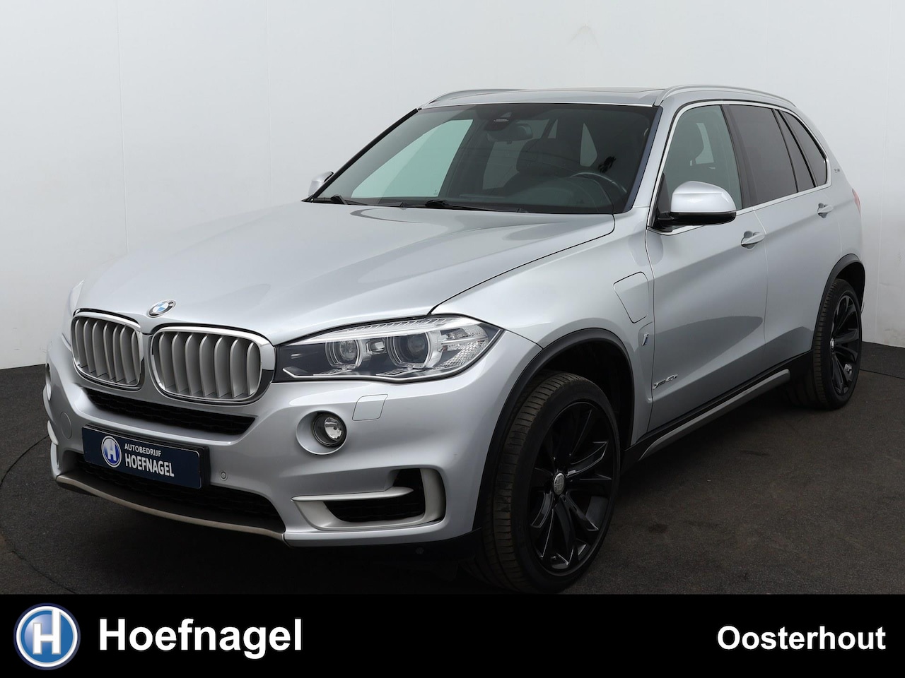 BMW X5 - XDrive40e iPerformance High Executive Automaat | Panoramadak | Camera | Stoelverwarming | - AutoWereld.nl