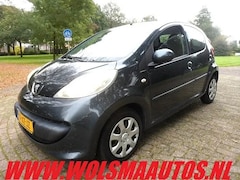 Peugeot 107 - 1.0-12V XS