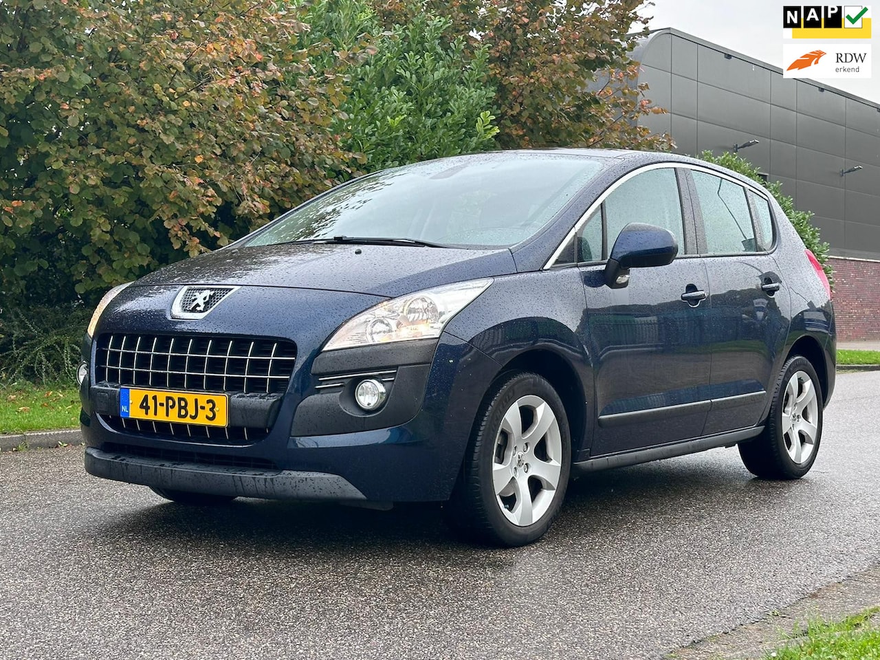 Peugeot 3008 - 1.6 VTi ST 1e Eigenaar*Cruise*Trekhaak*NAP*Clima*LM velgen*Dealer onderhouden*Nieuwe APK* - AutoWereld.nl