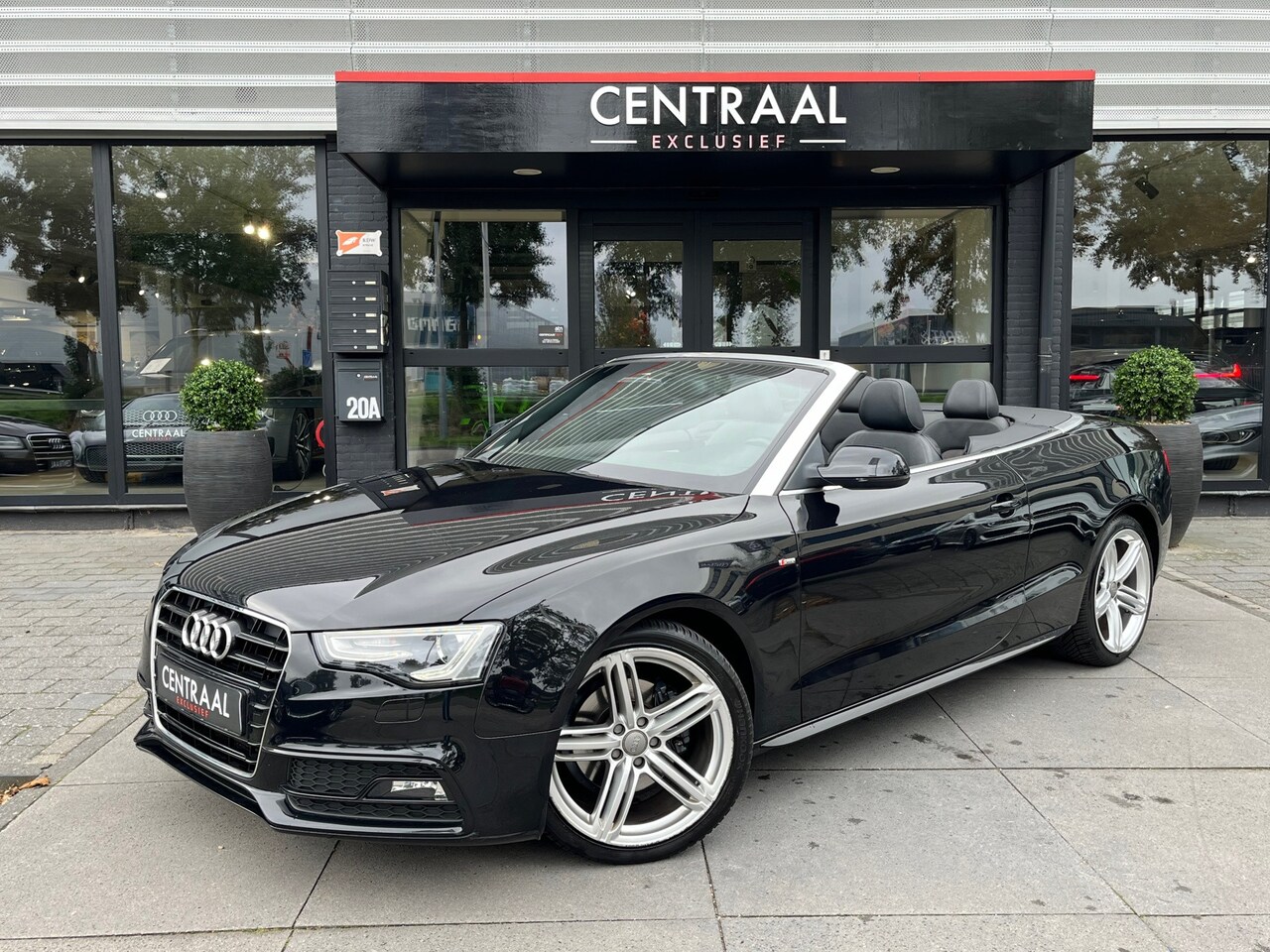 Audi A5 Cabriolet - 1.8 TFSI S-Line 170PK|Pdc|Xenon|Cruise Control|Stoelverwarming - AutoWereld.nl