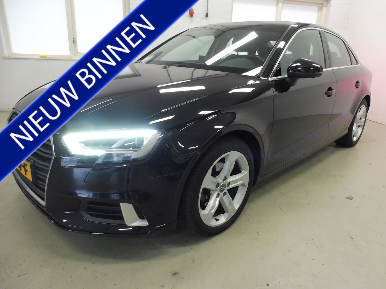 Audi A3 Limousine - 1.0 TFSI Sport Lease Edition Navi | Sportstoelen | Cruise | PDC | LMV - AutoWereld.nl