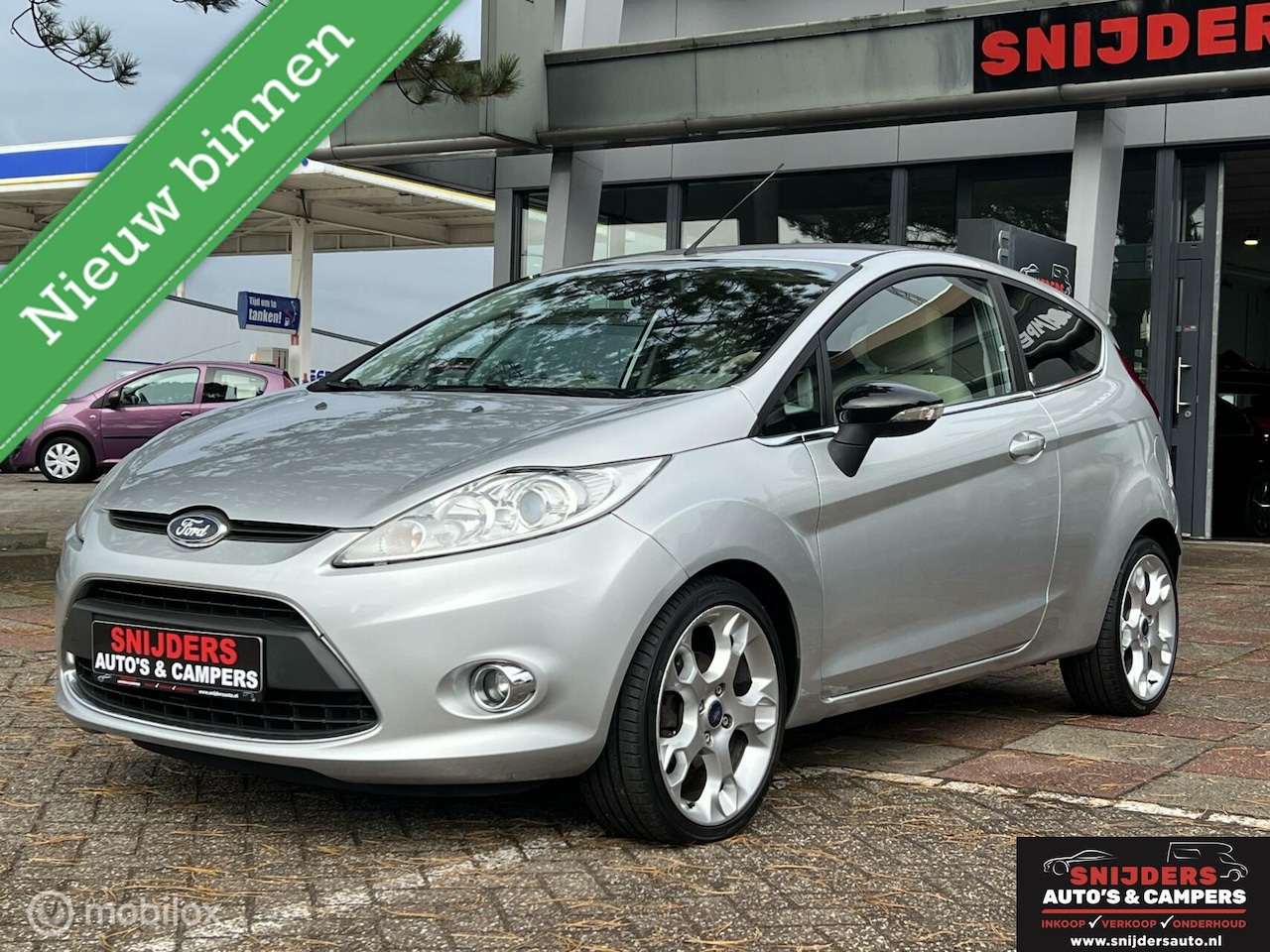 Ford Fiesta - 1.6 Ghia in zeer goede staat - AutoWereld.nl