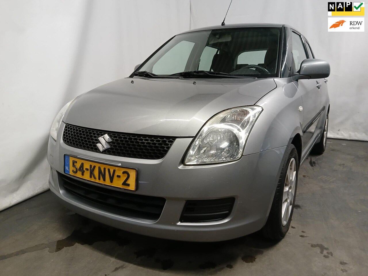 Suzuki Swift - 1.3 Comfort - LM Velgen - Radio - Export - AutoWereld.nl