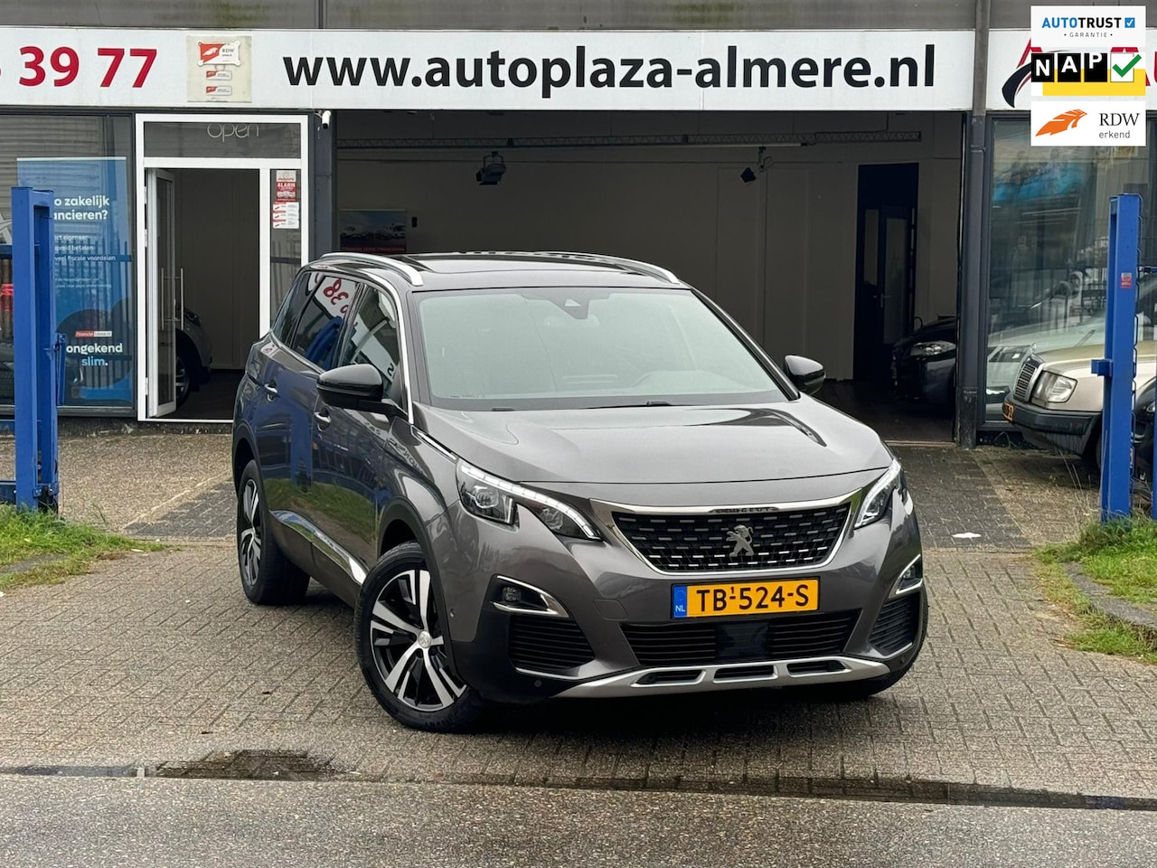 Peugeot 5008 - 1.6 e-THP GT-Line Automaat 7Zits Pano Navi Camera Leer Led Lm-Velgen - AutoWereld.nl