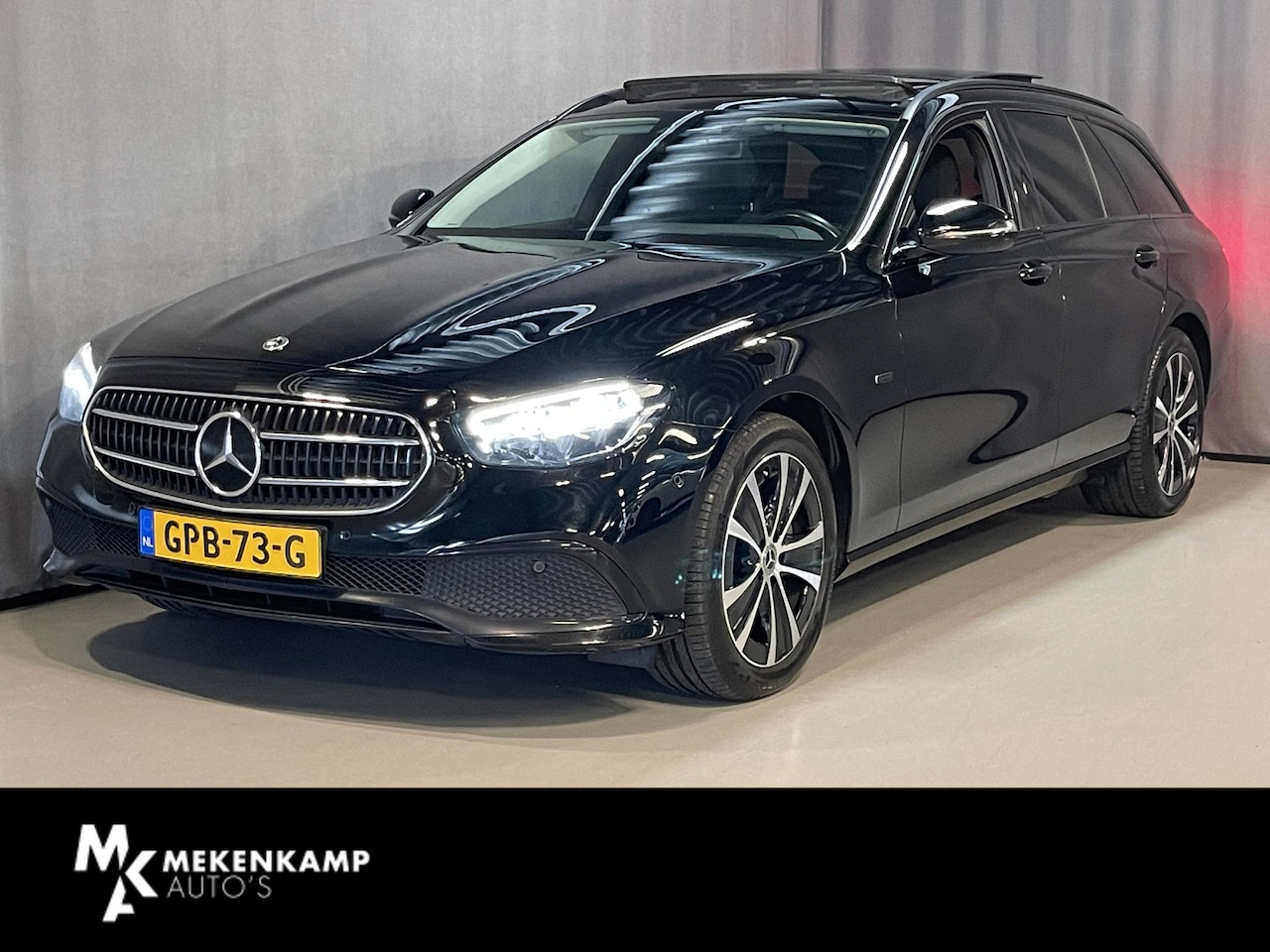 Mercedes-Benz E-klasse Estate - 300 e Avantgarde 18"/Panoramadak/Burmester/Adaptieve cruise/Dodehoek/Stoelverwarming/Apple - AutoWereld.nl