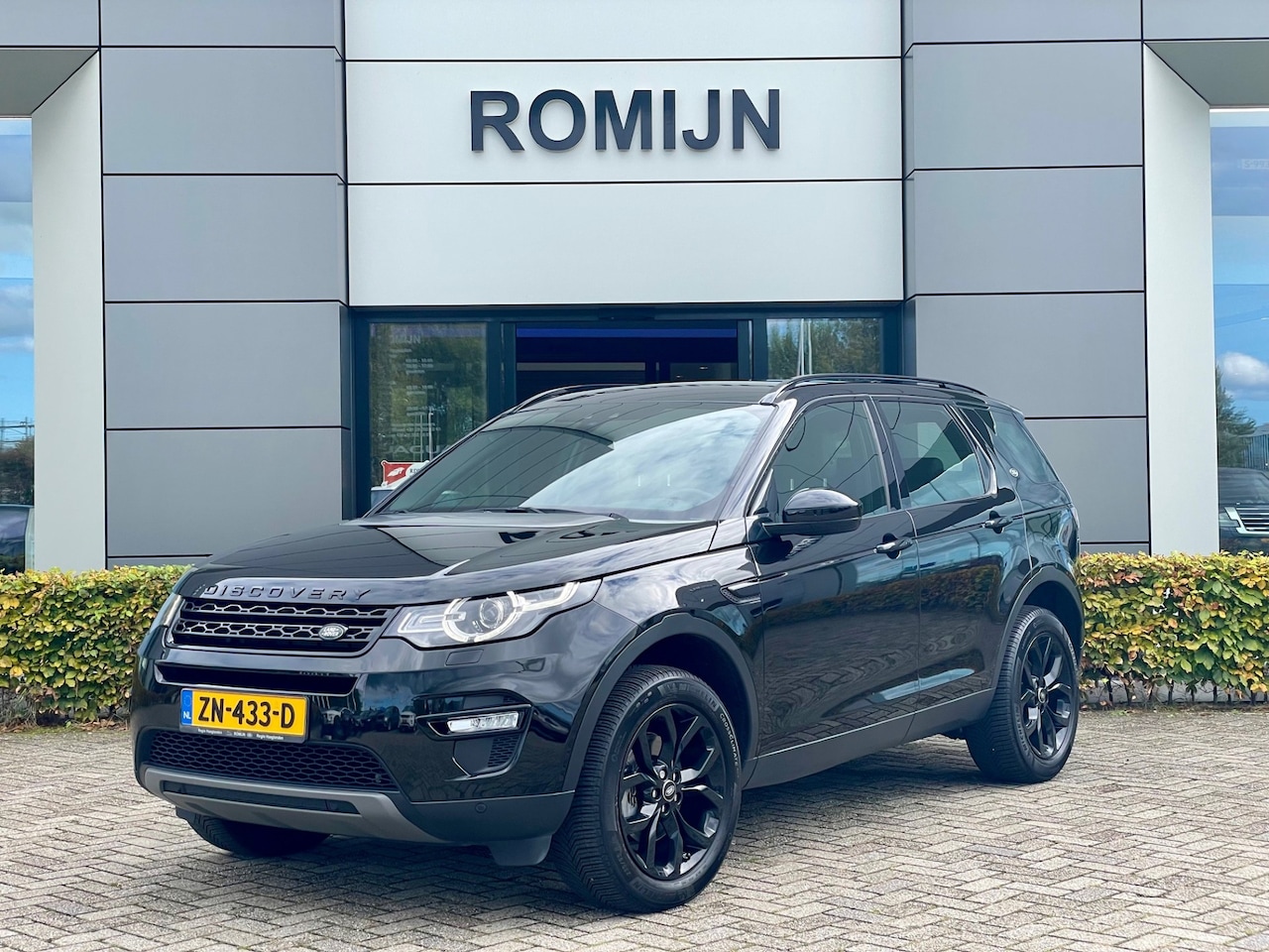 Land Rover Discovery Sport - 2.0 TD4 Urban Series SE Panoramadak - AutoWereld.nl