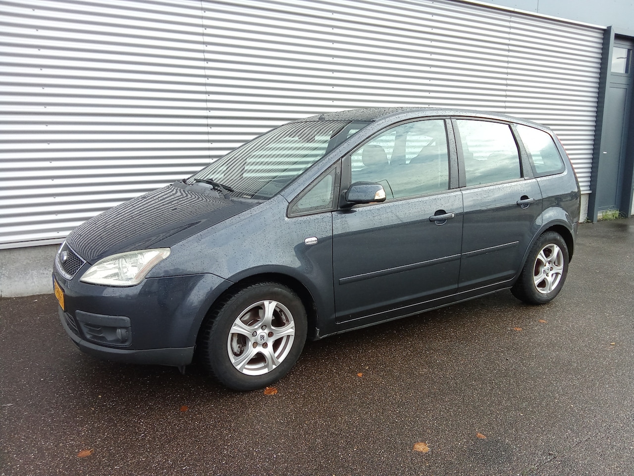 Ford Focus C-Max - 1.8-16V Futura Flexifuel climatronic, trekhaak - AutoWereld.nl