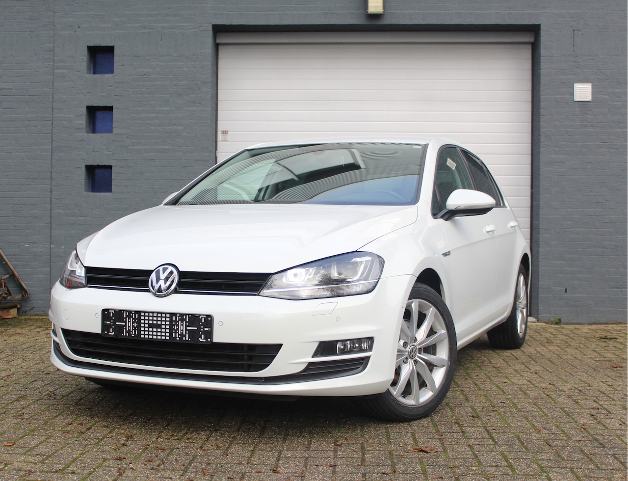 Volkswagen Golf - 1.4 TSI CUP Edition 125pk|pdc|navi|xenon|parkassist - AutoWereld.nl