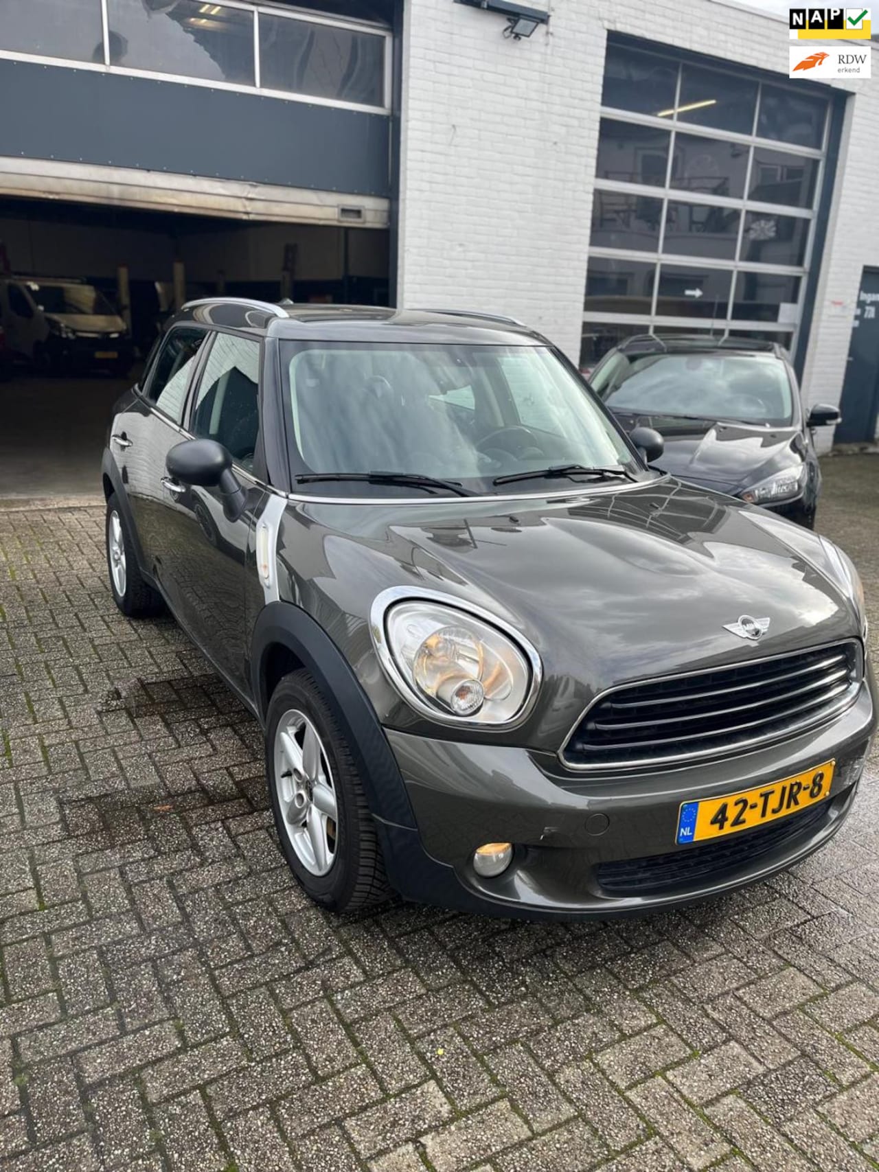 MINI Countryman - Mini 1.6 One Pepper airco nieuwe apk - AutoWereld.nl