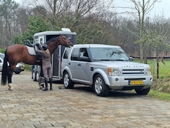 Land Rover Discovery - 4.4 V8 HSE Recent nieuw audio systeem - Direct connectie met smartphone / navigatie 2024