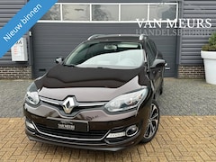 Renault Mégane Estate - 1.2 TCe Bose, cruise, navigatie, lm velgen, half leder, open dak, trekhaak, apk 07-2025