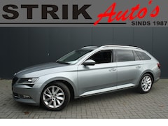 Skoda Superb Combi - 1.6 TDI Style Business - NAVIGATIE - CAMERA - TREKHAAK