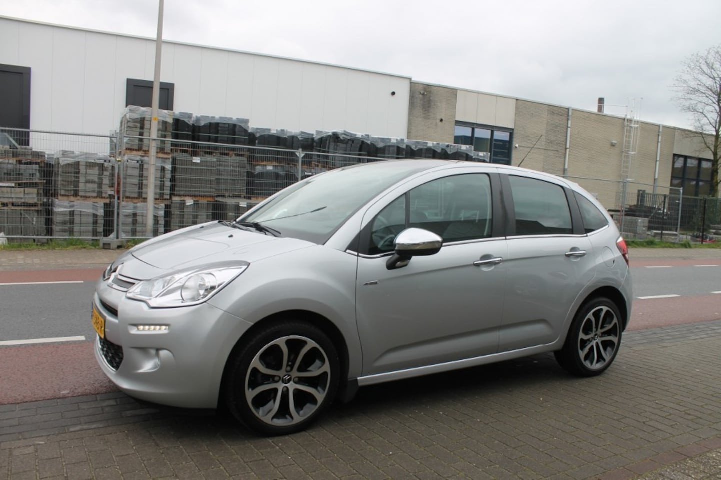 Citroën C3 - 1.2 Pure Tech Tendance Automaat - AutoWereld.nl