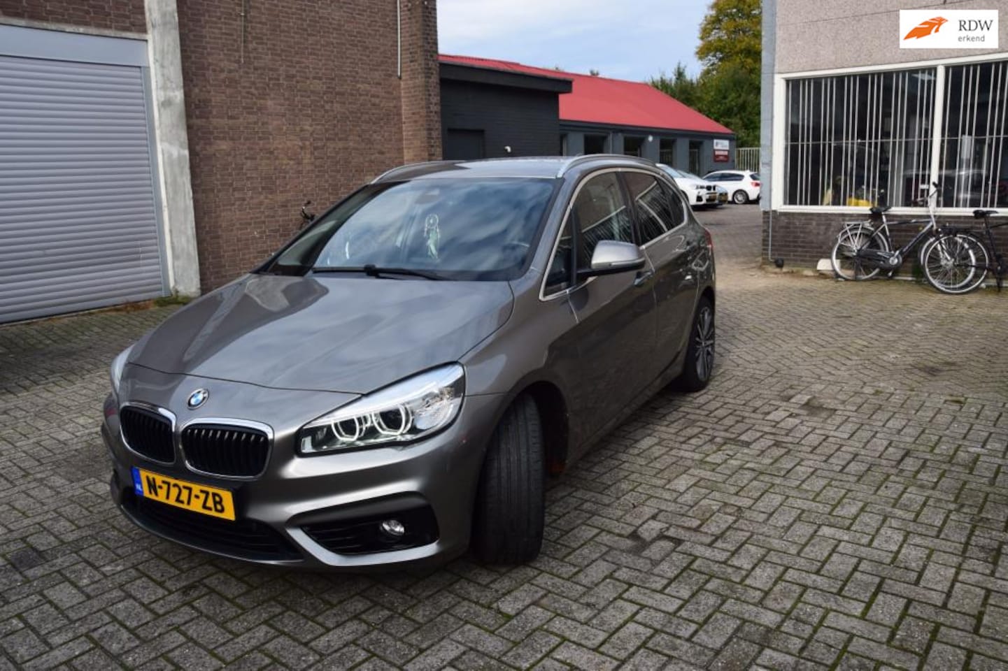 BMW 2-serie Active Tourer - 225i xDrive Executive 225i xDrive Executive,in naam van onze klant te koop hele mooie bmw te koop,dealer onderho - AutoWereld.nl