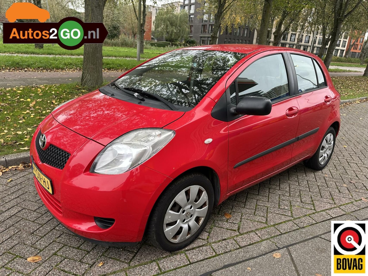 Toyota Yaris - 1.3 VVTi Sol MMT I Automaat I Airco I parkeersensoren I rijklaar I - AutoWereld.nl