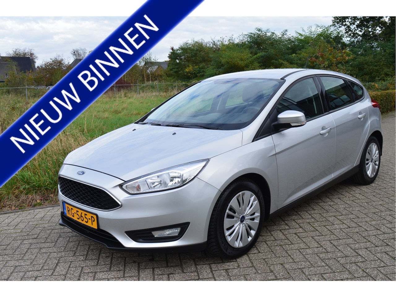 Ford Focus - 1.0 Lease Edition | Airco | Navigatie | Cruise Control | PDC | Mistlampen. VERKOOP TELEFON - AutoWereld.nl