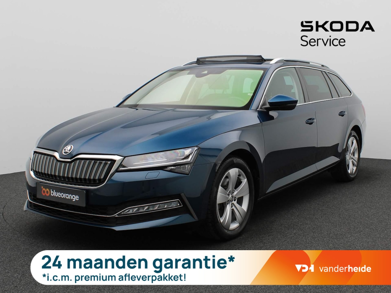 Skoda Superb Combi - 1.4 TSI iV Business Edition Plus 218PK DSG Panoramadak, trekhaak, achteruitrijcamera, wint - AutoWereld.nl