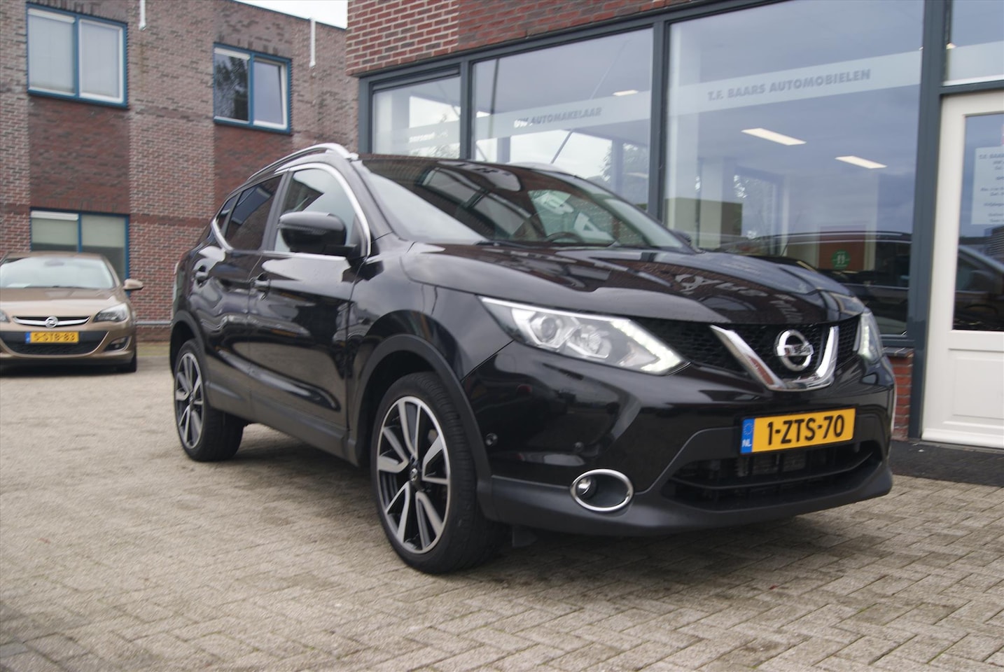 Nissan Qashqai - 1.2 115pk DIG-T XTRONIC N-Connecta - AutoWereld.nl