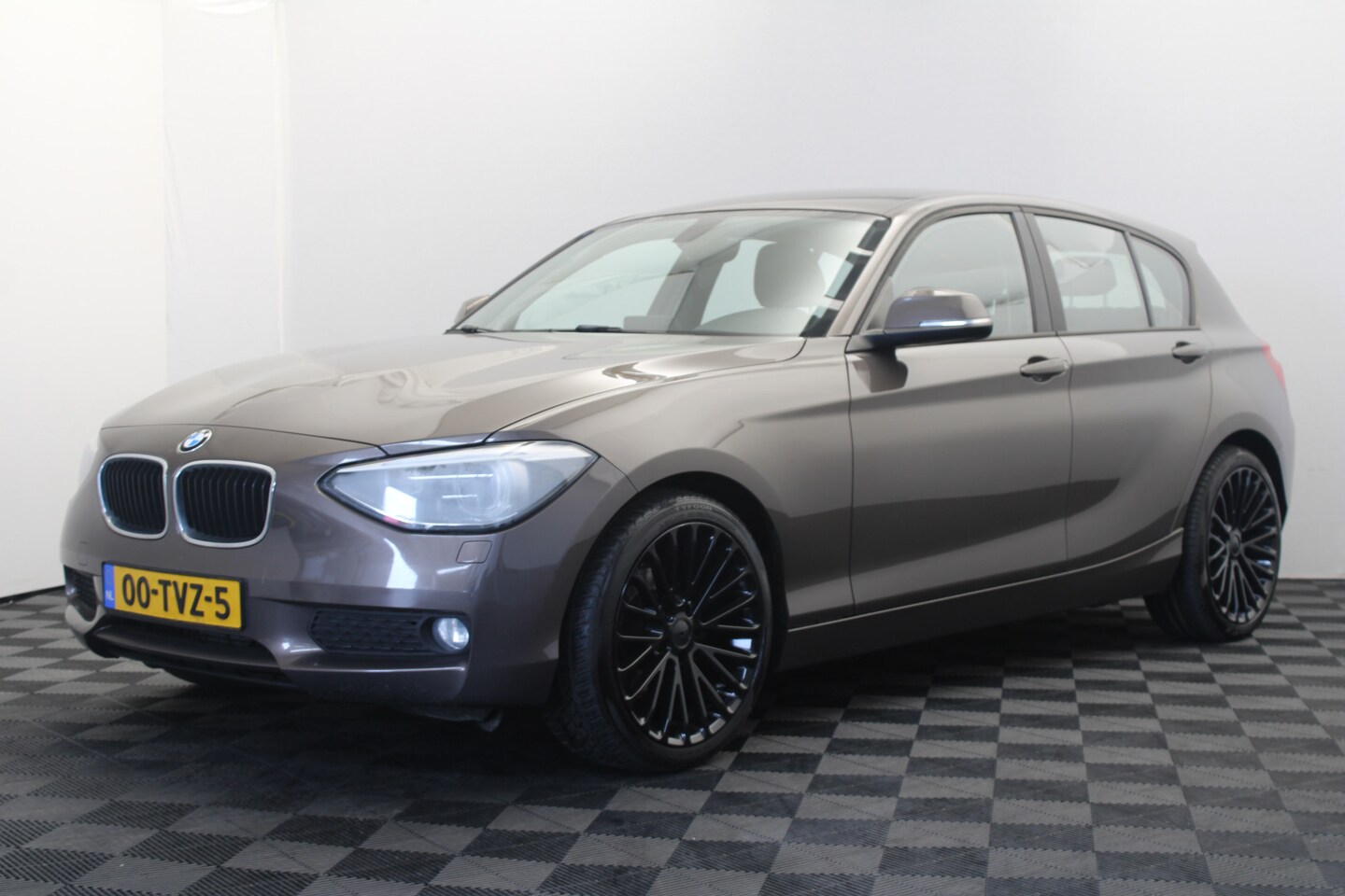 BMW 1-serie - 116i Business 116i Business+ - AutoWereld.nl