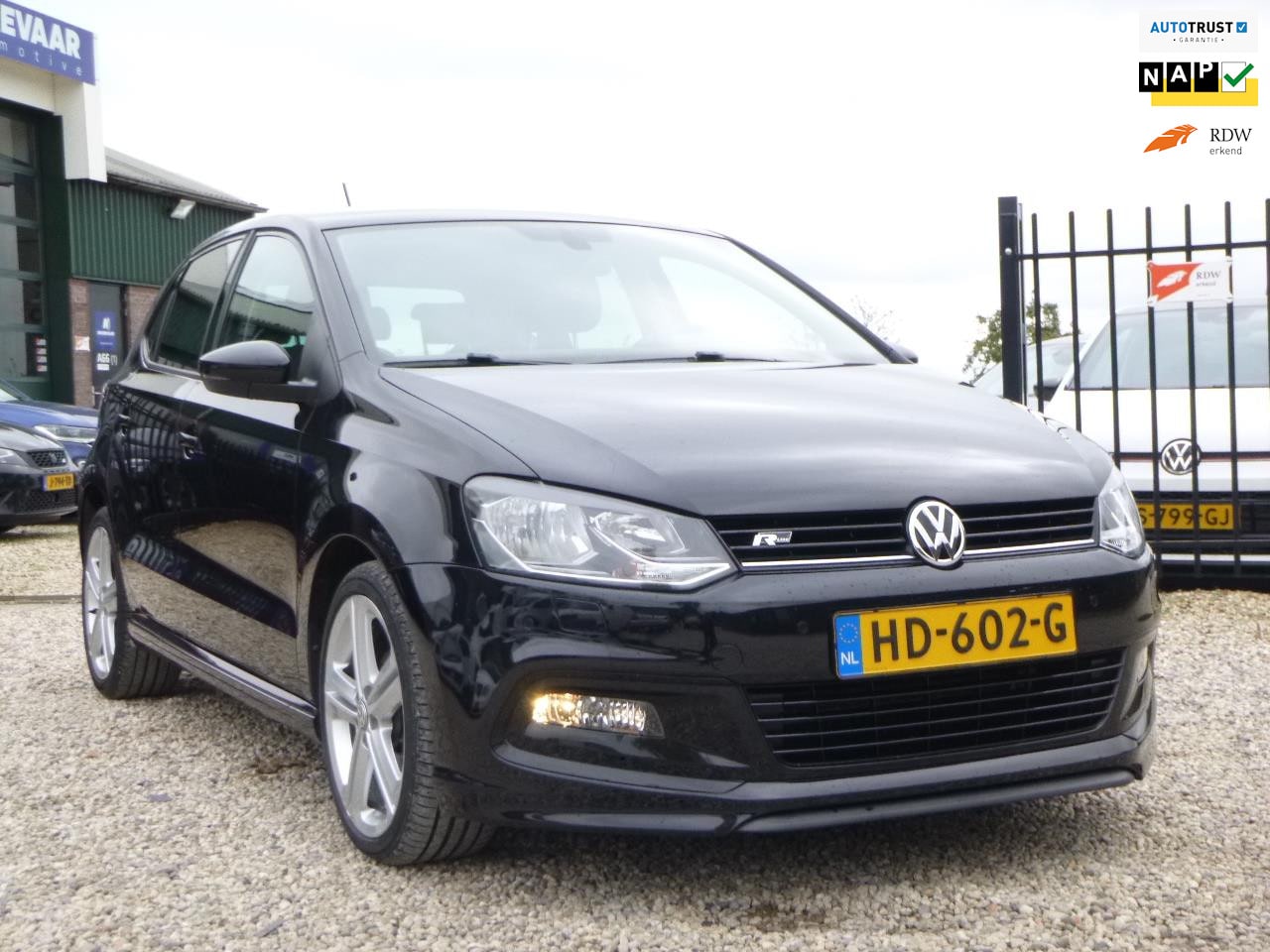 Volkswagen Polo - 1.2 TSI Highline R-LINE - AutoWereld.nl