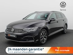 Volkswagen Passat Variant - 1.4 TSI PHEV GTE 218PK DSG Trekhaak, standkachel, achteruitrijcamera, stoelverwarming, ele