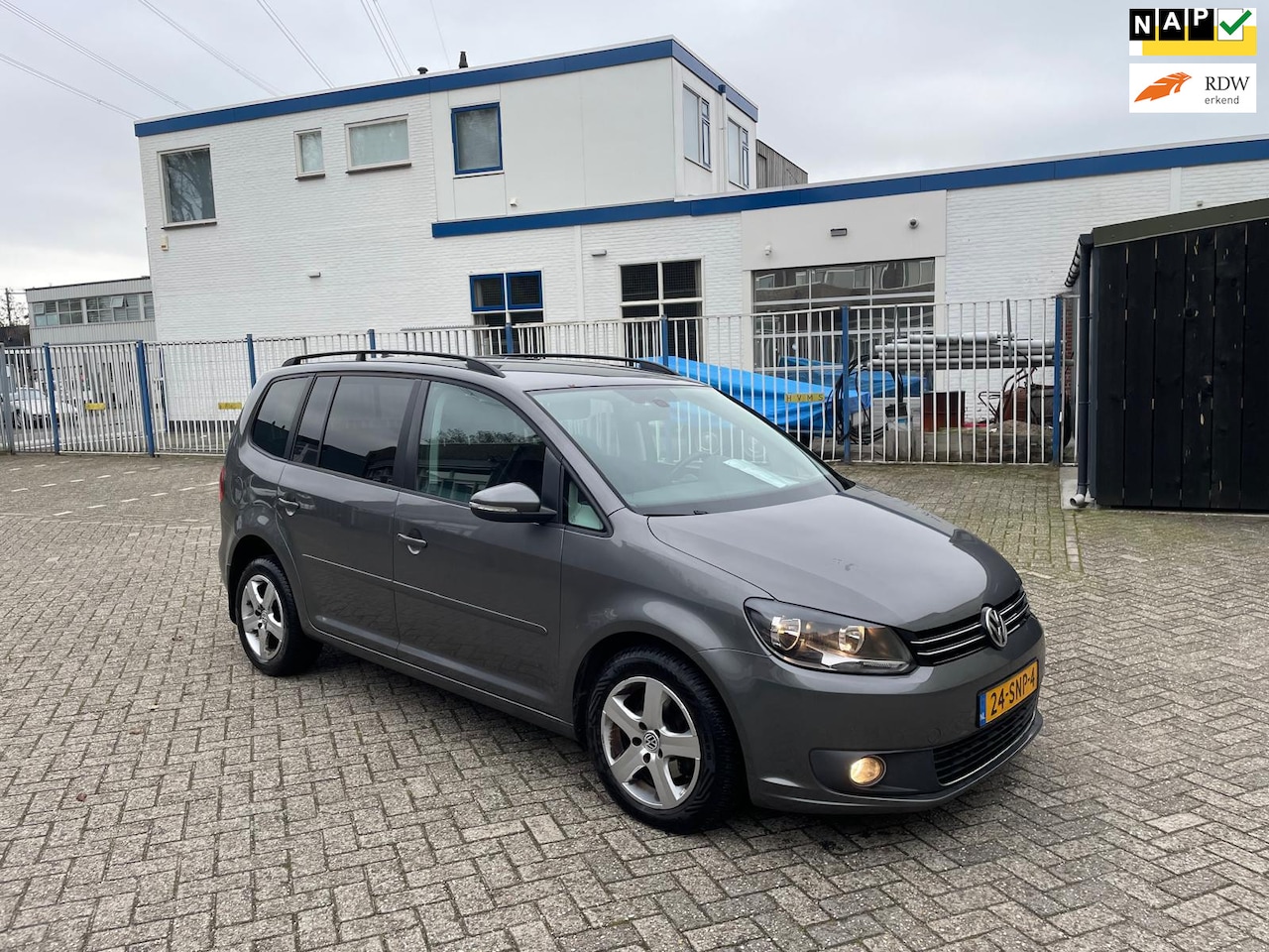 Volkswagen Touran - 1.6 TDI Comfortline BlueMotion 7p. 1.6 TDI Comfortline BlueMotion 7p. - AutoWereld.nl