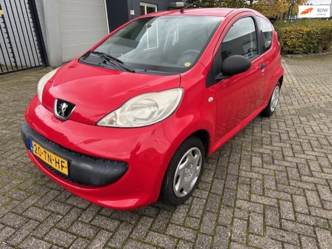 Peugeot 107 - 1.0-12V XR 1.0-12V XR - AutoWereld.nl