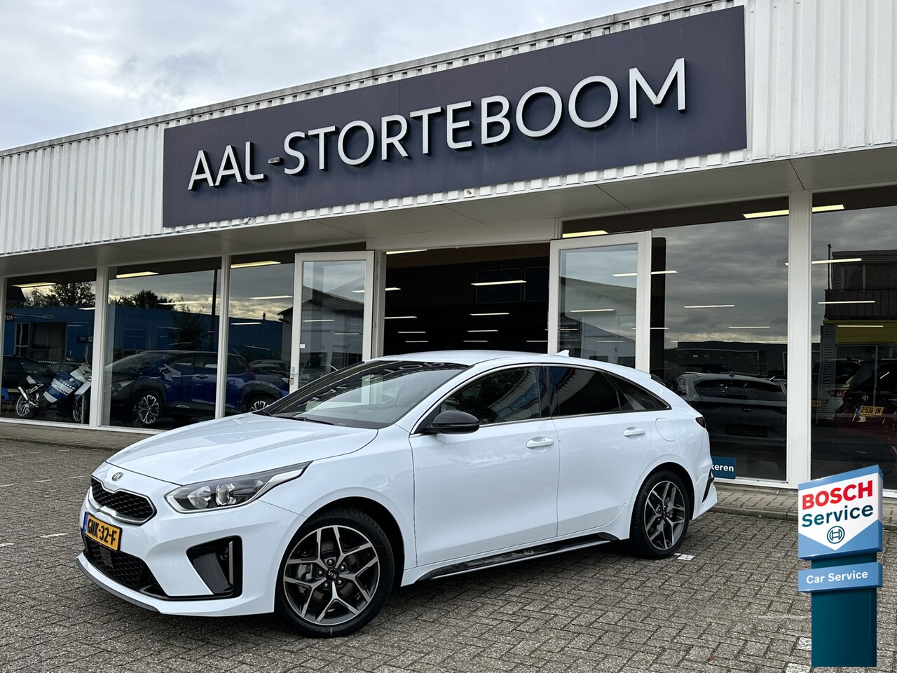 Kia Pro cee'd - 1.4 T-GDI GT-Line | Adapt. Cruise | Bluetooth | Apple Carplay | DAB | Camera | Regen- en l - AutoWereld.nl