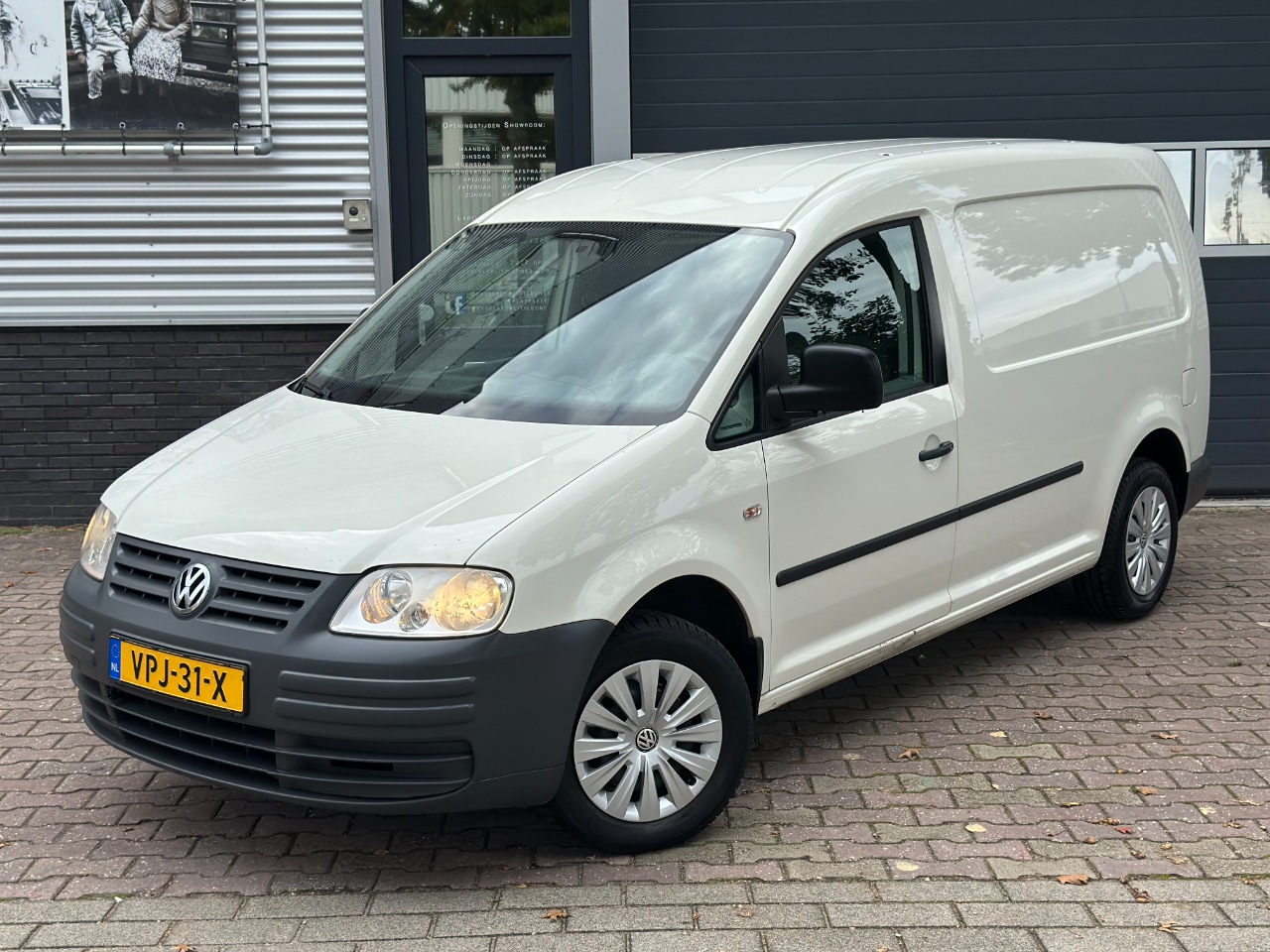 Volkswagen Caddy Maxi - DSG/STOELVERWARMING - AutoWereld.nl