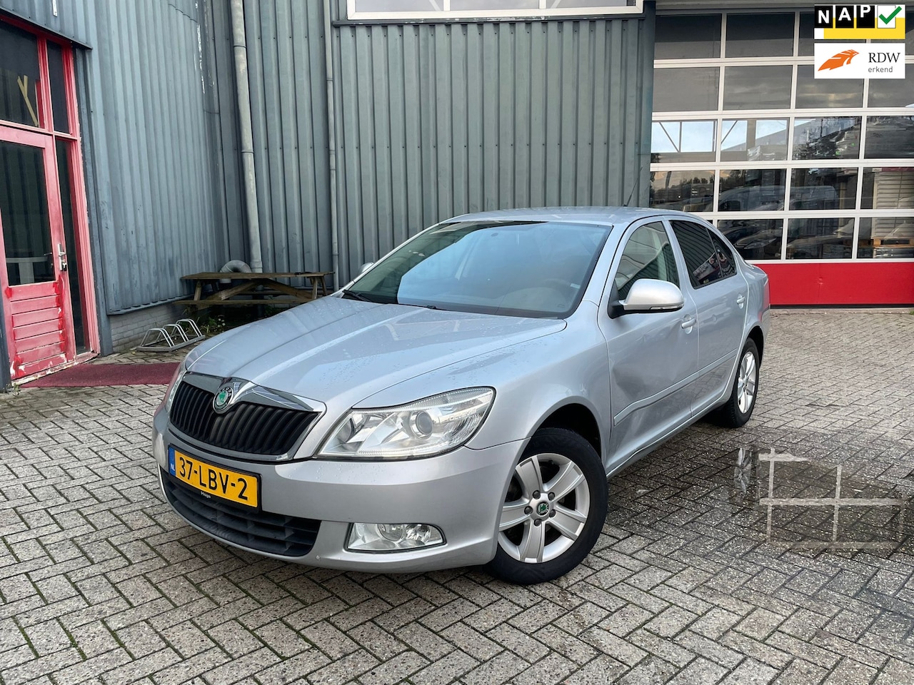 Skoda Octavia - 1.2 TSI Ambition Airco/Cruise/Nap/Trekhaak/Apk - AutoWereld.nl