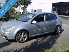 Volkswagen Golf - 1.6 FSI MET AIRCO